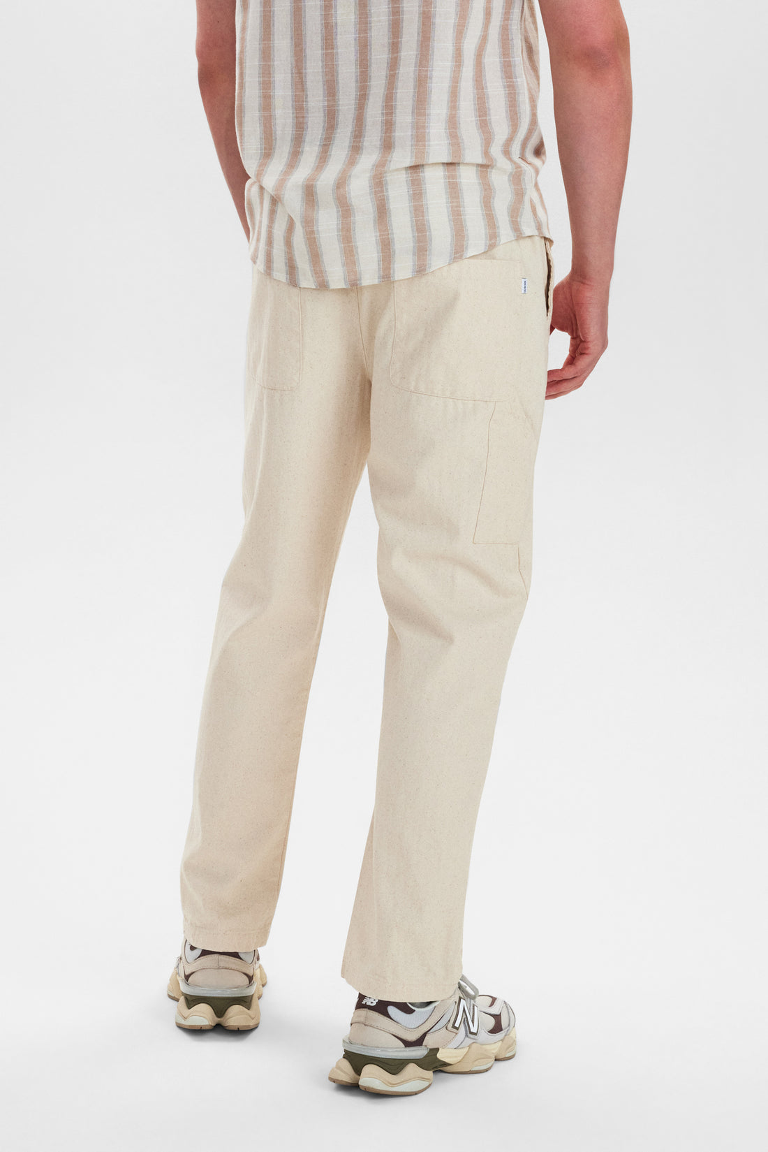 DXNMXRK. DX-Edelhart Outlet Tofu